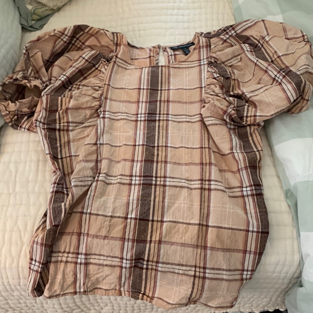 Women’s puff sleeves plaid blouse